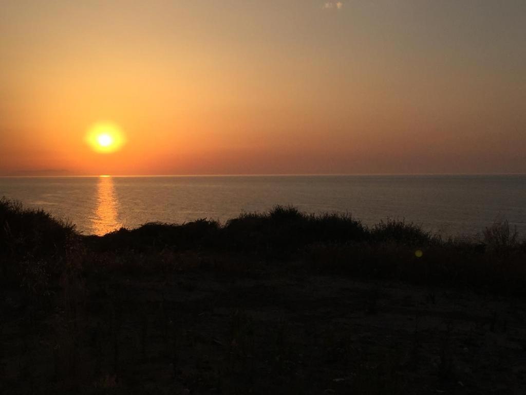 Apartment Tramonto Sea-Front Valledoria  Exteriér fotografie