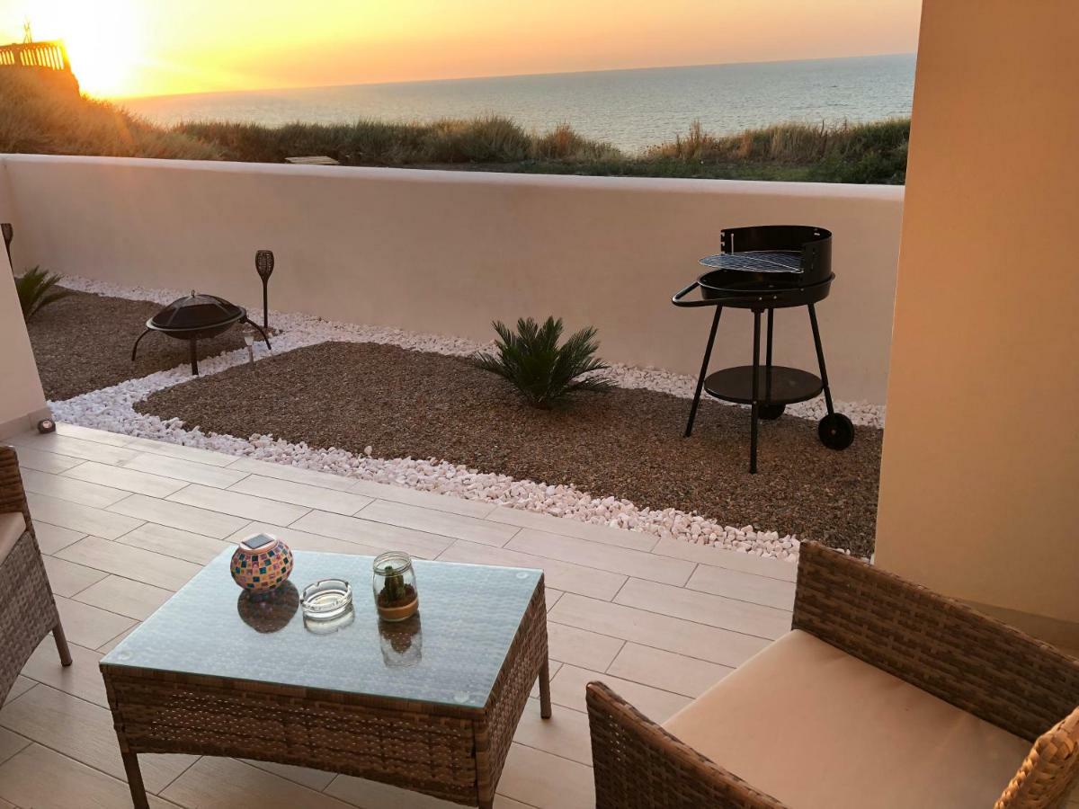 Apartment Tramonto Sea-Front Valledoria  Exteriér fotografie